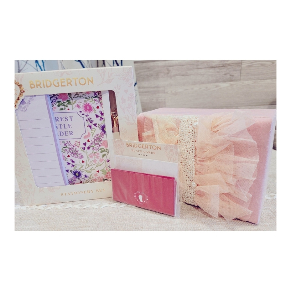 Bridgerton Stationery Set with Place Cards and a Decor Inspired Box